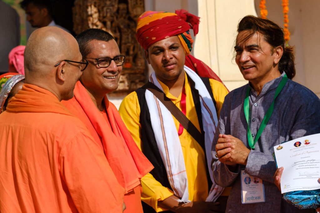 Spiritual leaders at Vivekananda Utsav